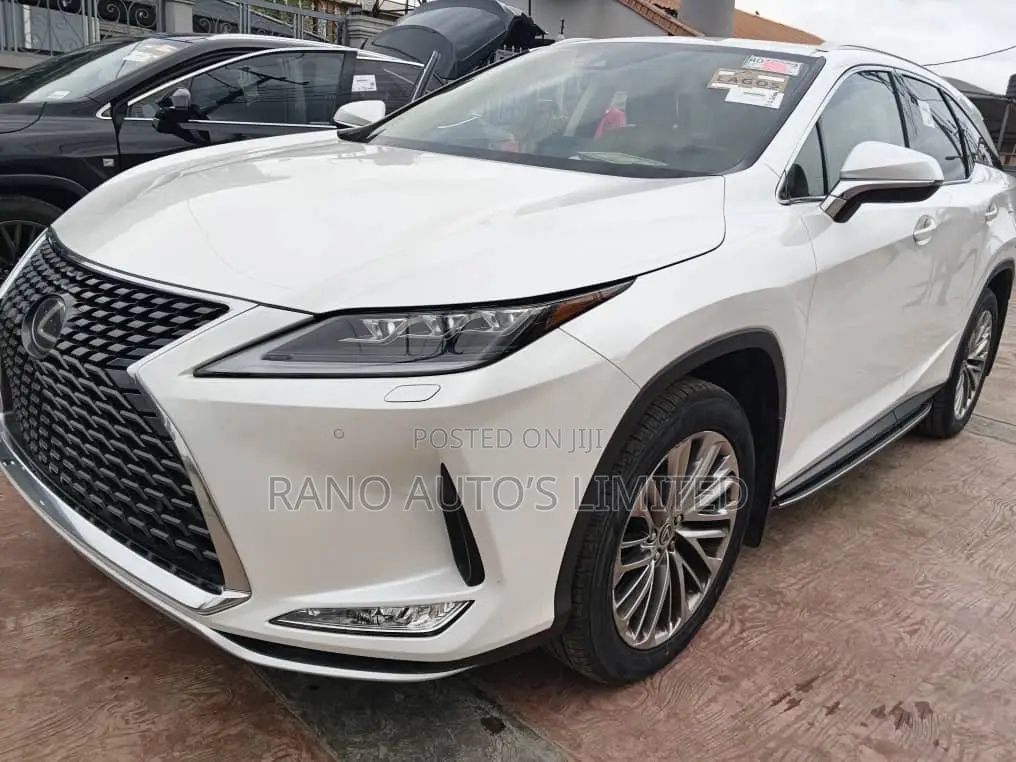 Lexus RX 350 FWD 2022 White