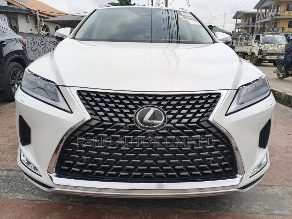 Lexus RX 350 FWD 2022 White