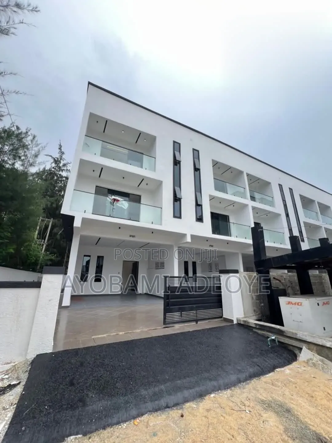 4bdrm Duplex in Megamound Estate, Ikota for sale