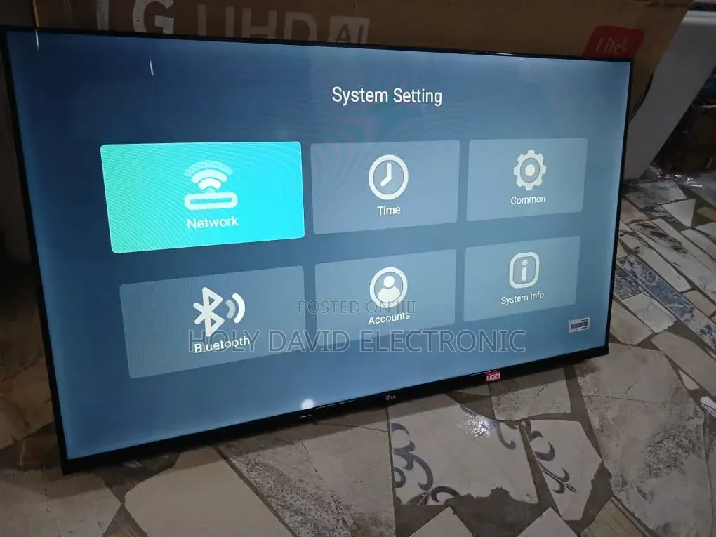 LG Smart TV 32inches
