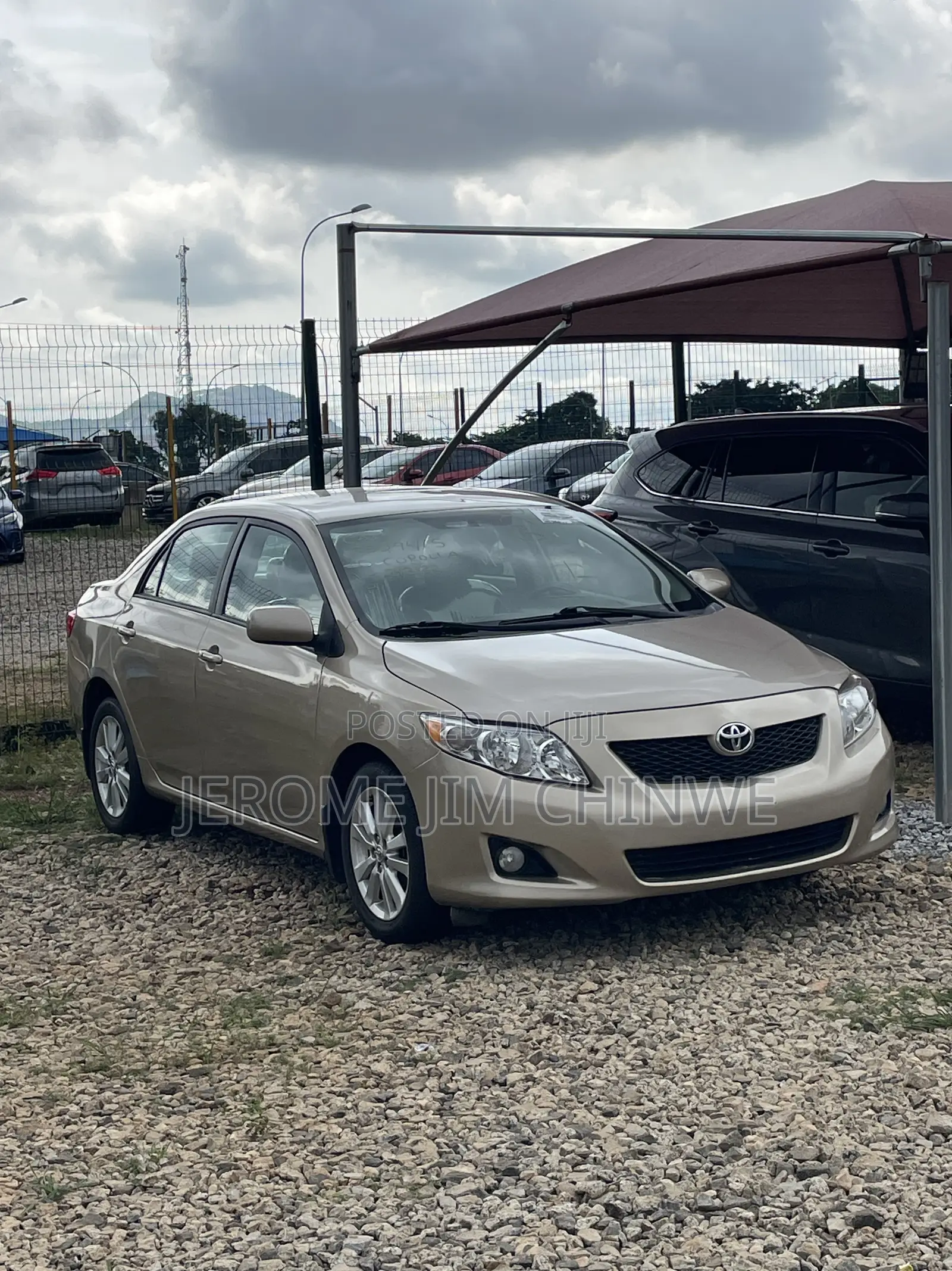 Toyota Corolla 2010 Gold