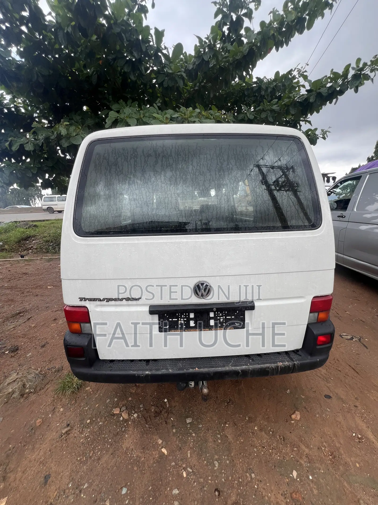 Volkswagen Transporter 2002 White