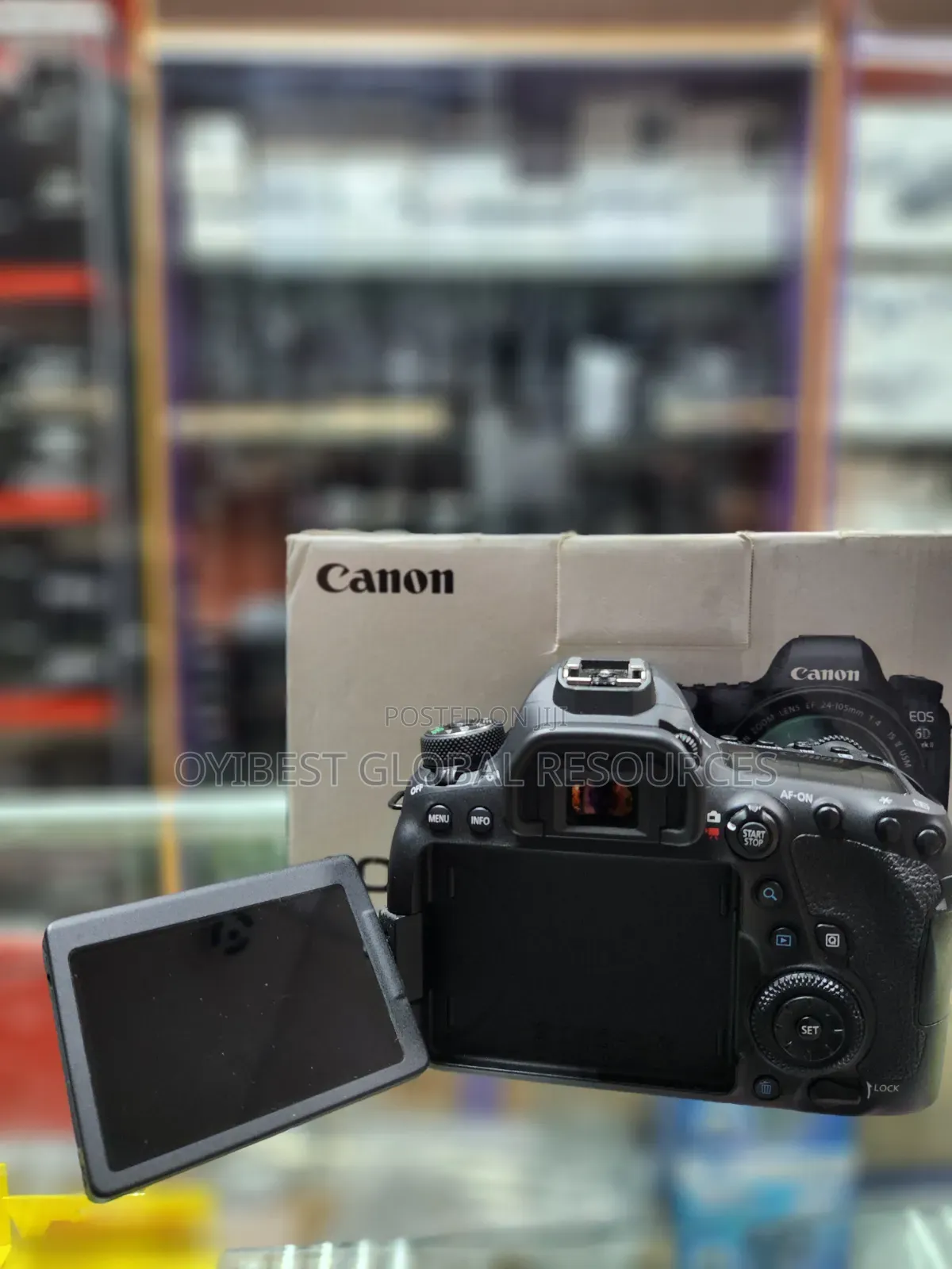 Canon Eos 6d Mark II Camera