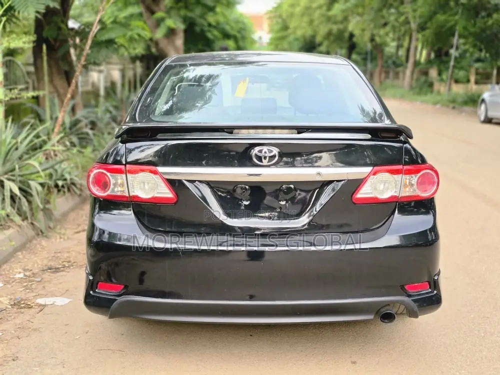 Toyota Corolla S 4dr Sedan (1.8L 4cyl 4A) 2011 Black