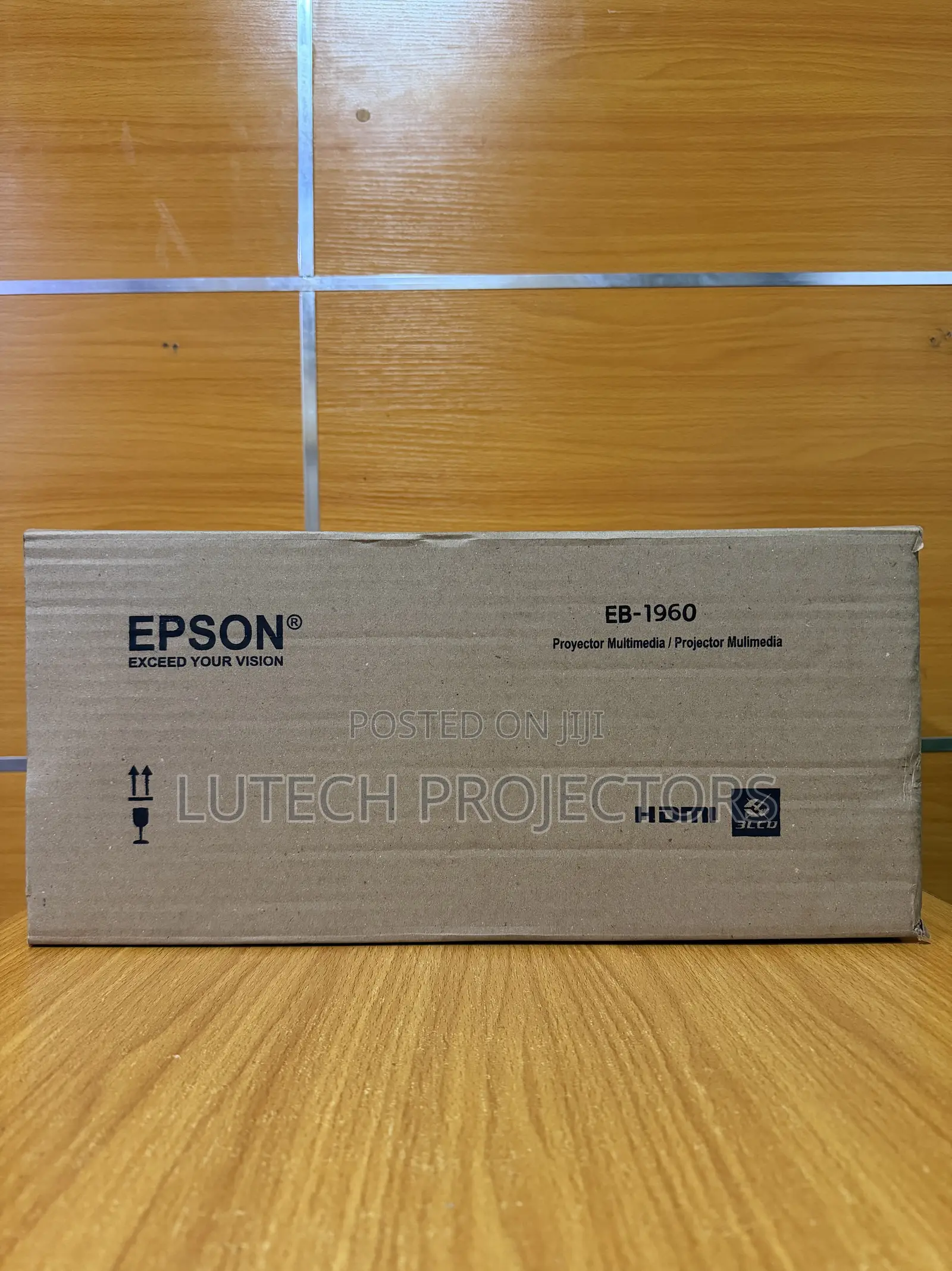 5000 Lumens Projector Epson EB-1960