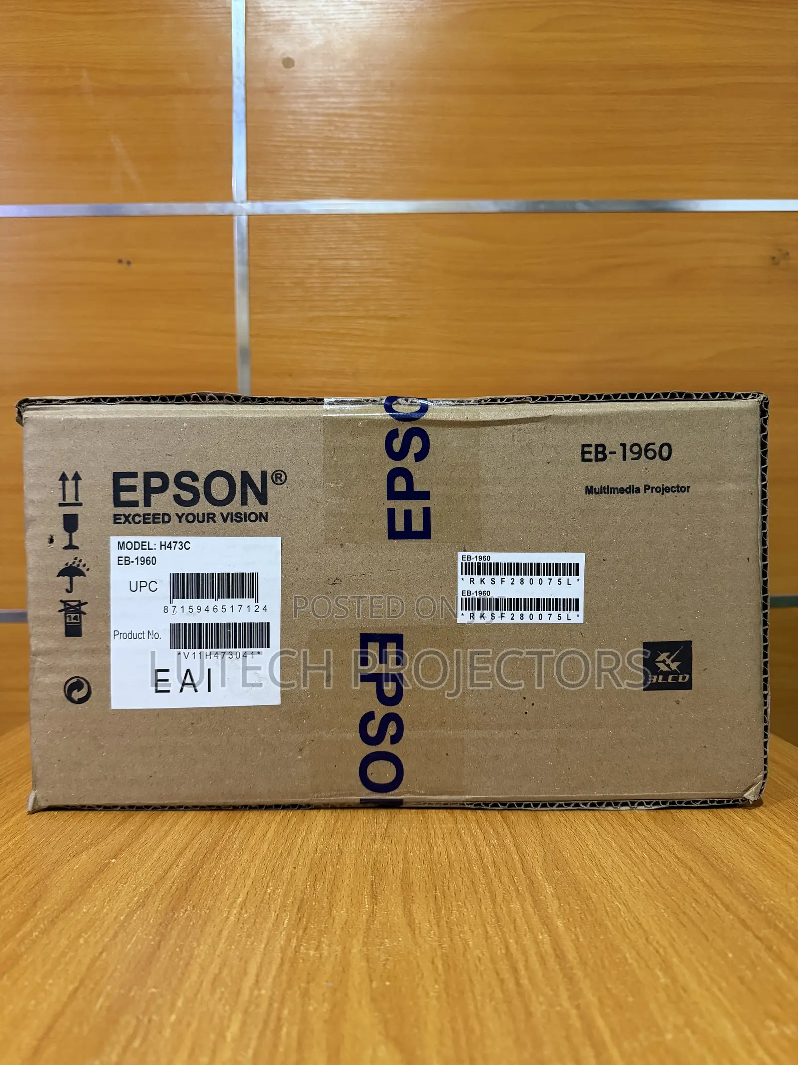 5000 Lumens Projector Epson EB-1960