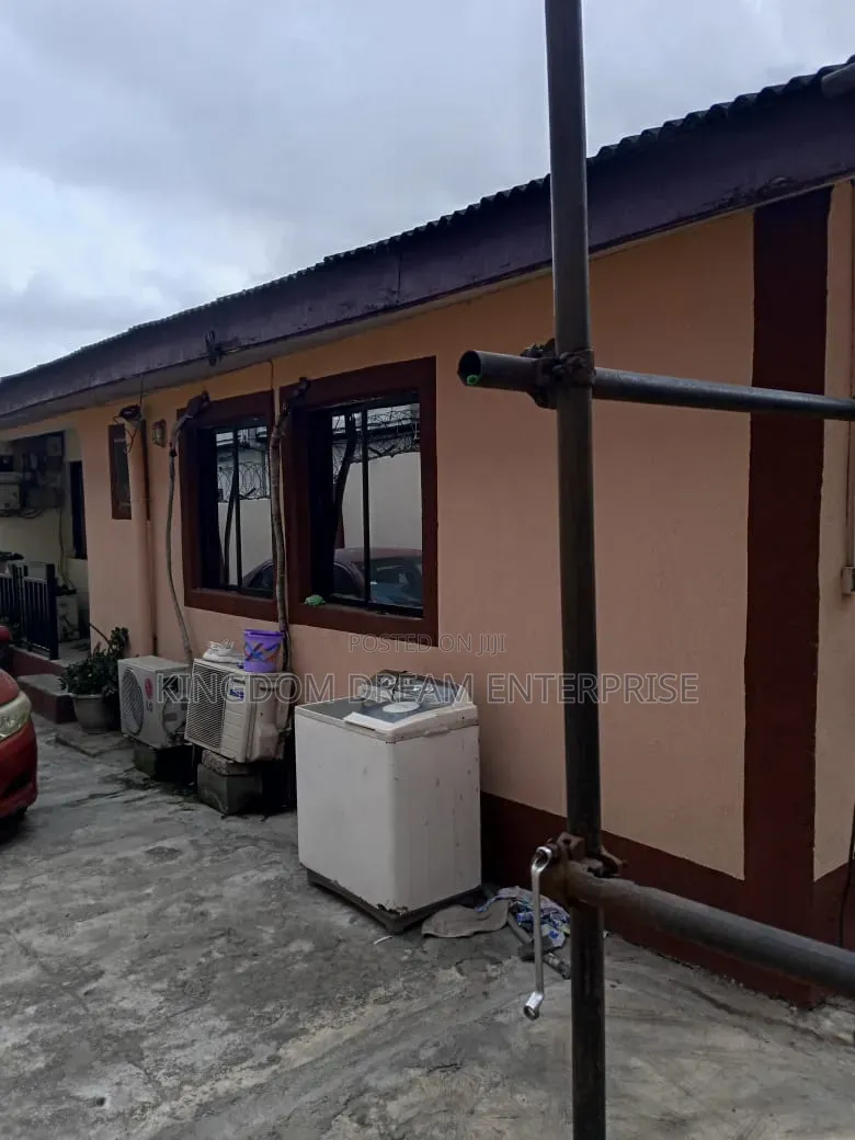 3bdrm Bungalow in Maryland, Mende for sale