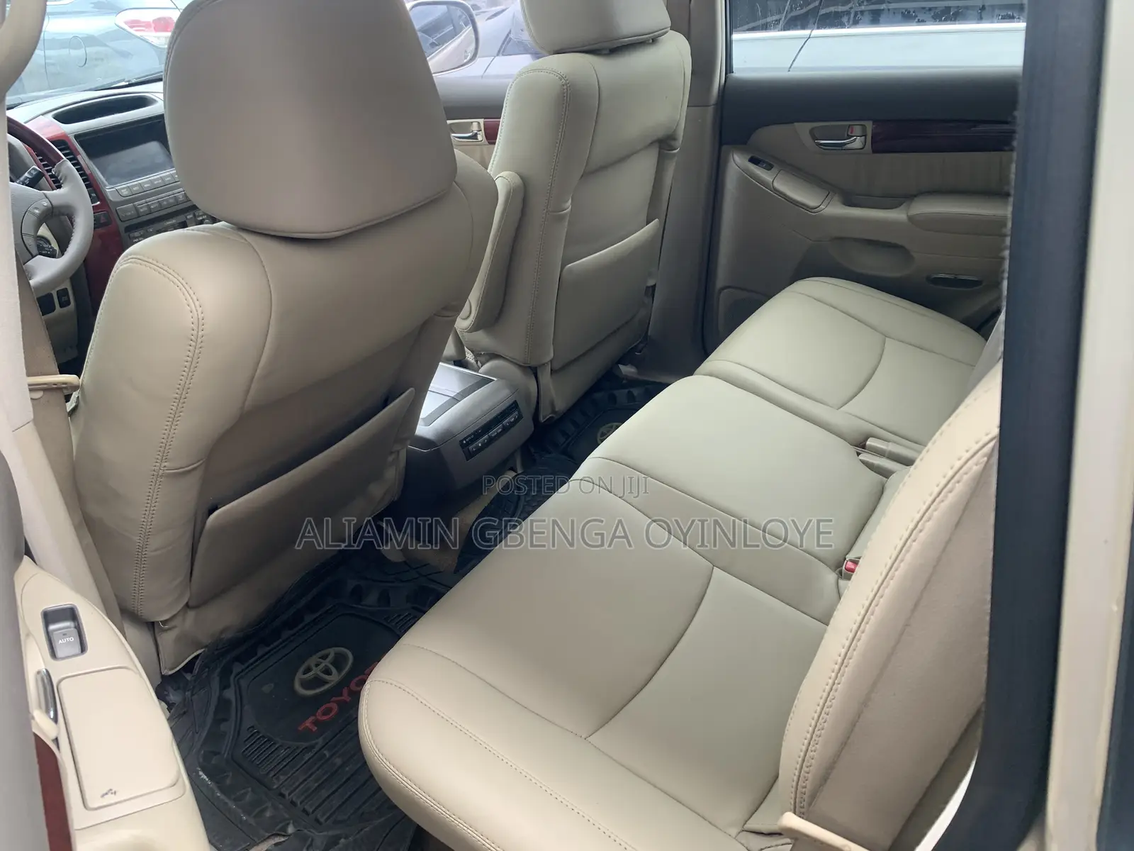 Lexus GX 470 2009 Gold