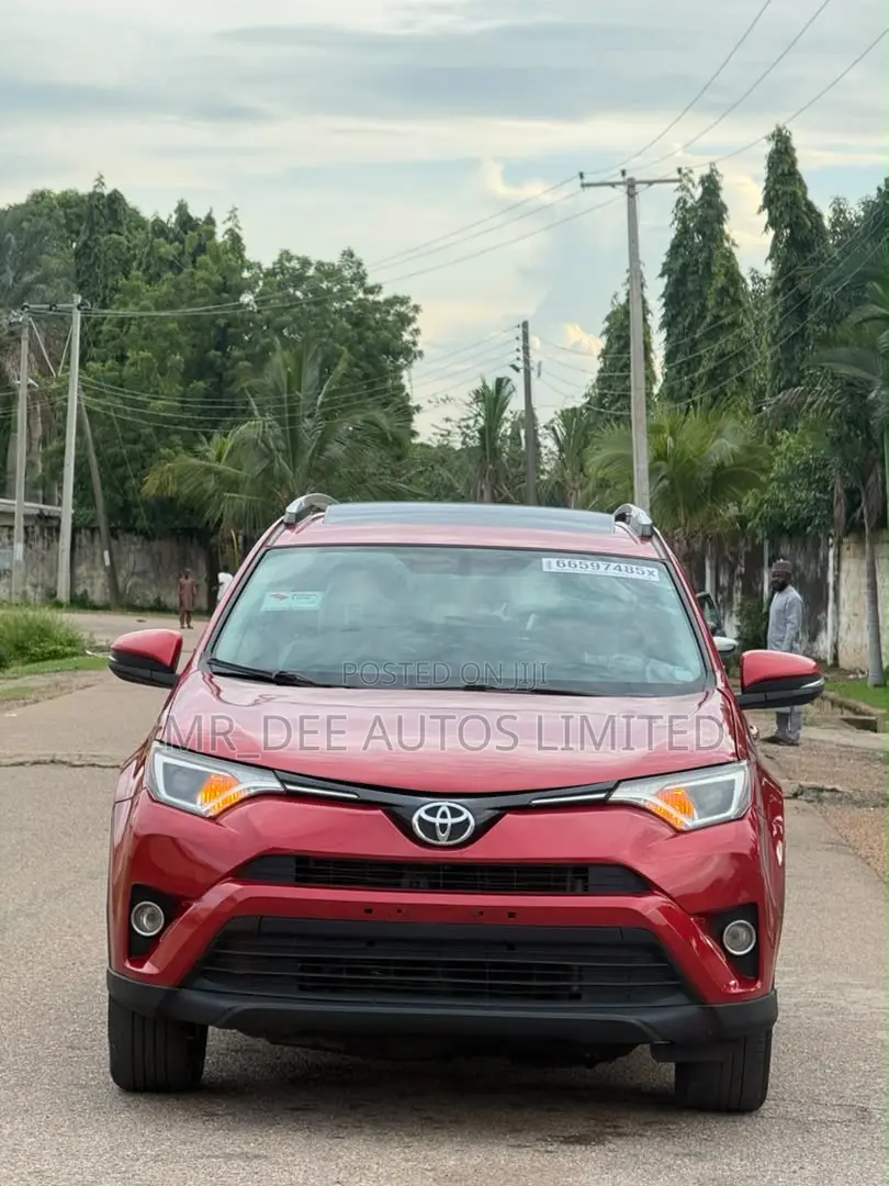Toyota RAV4 2014 Red