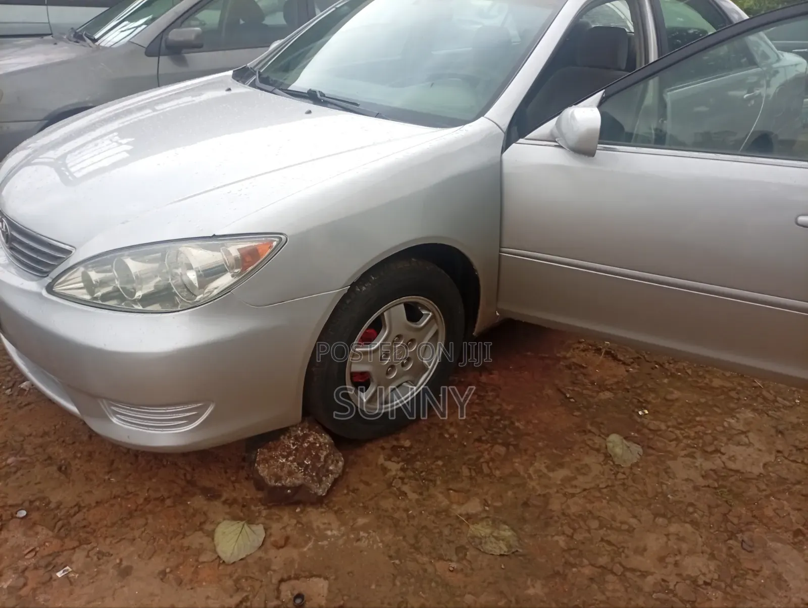 Toyota Camry LE 4dr Sedan (2.4L 4cyl 5A) 2005 Silver