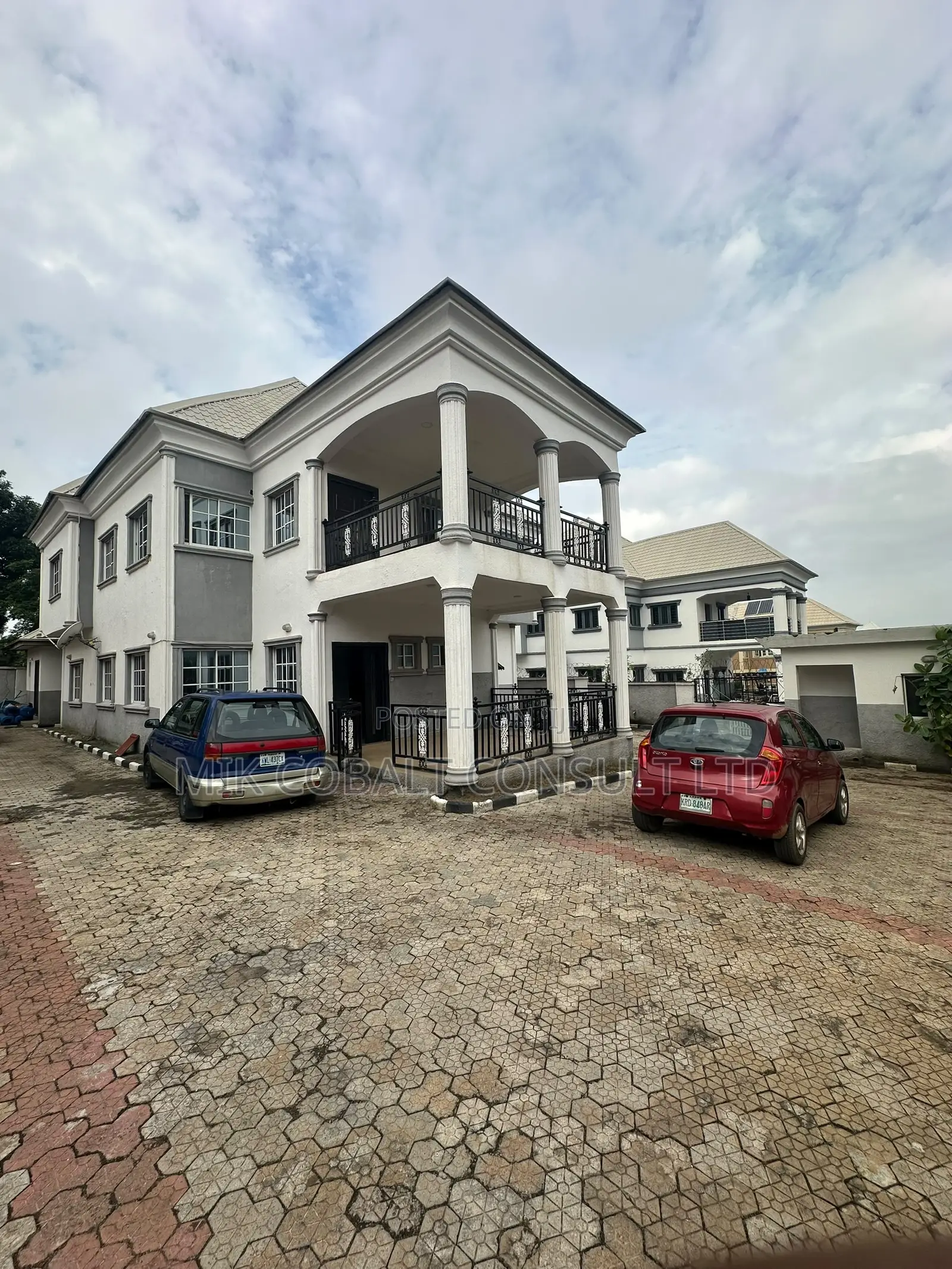 4bdrm Duplex in Ald Estate, Gwarinpa for rent