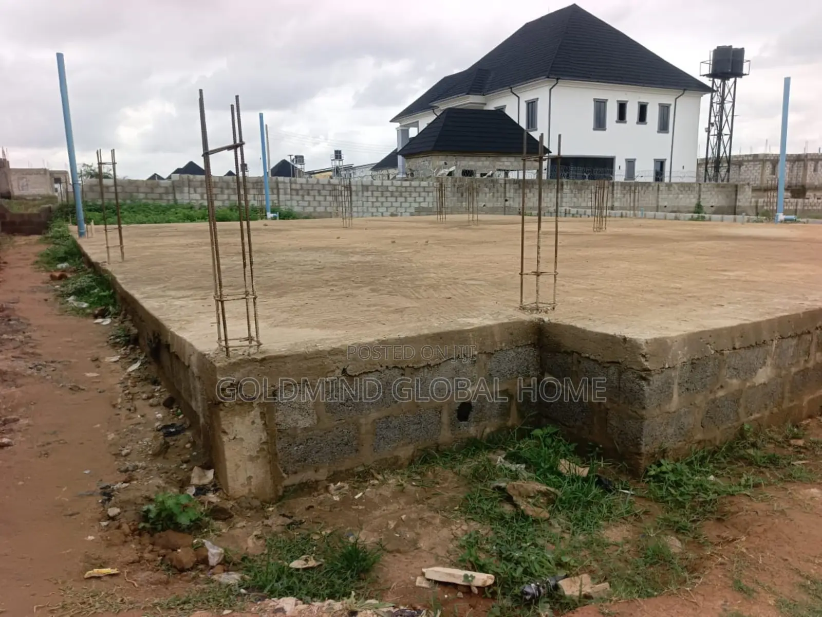 5bdrm Duplex in Lugbe District., FHA for sale