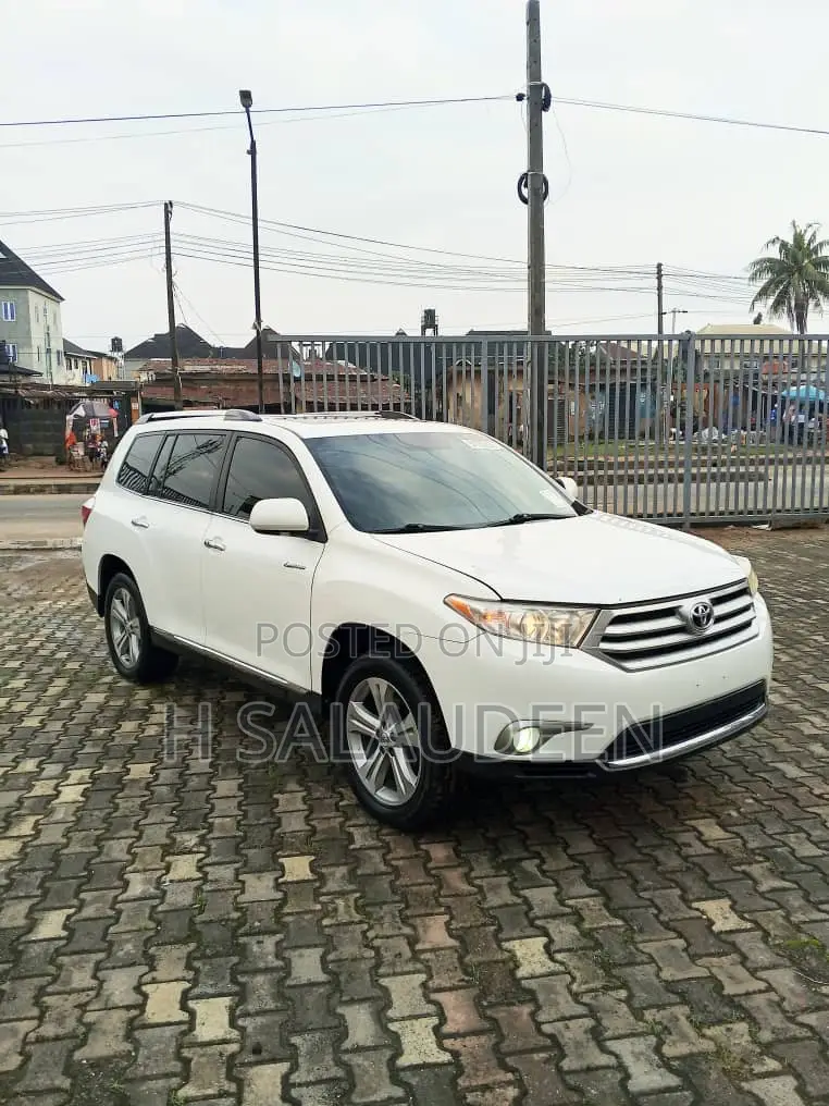 Toyota Highlander 2013 White