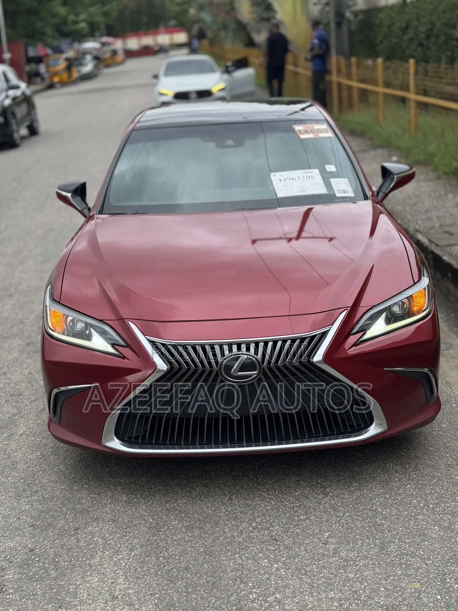 Lexus ES 350 Ultra Luxury FWD 2019 Red