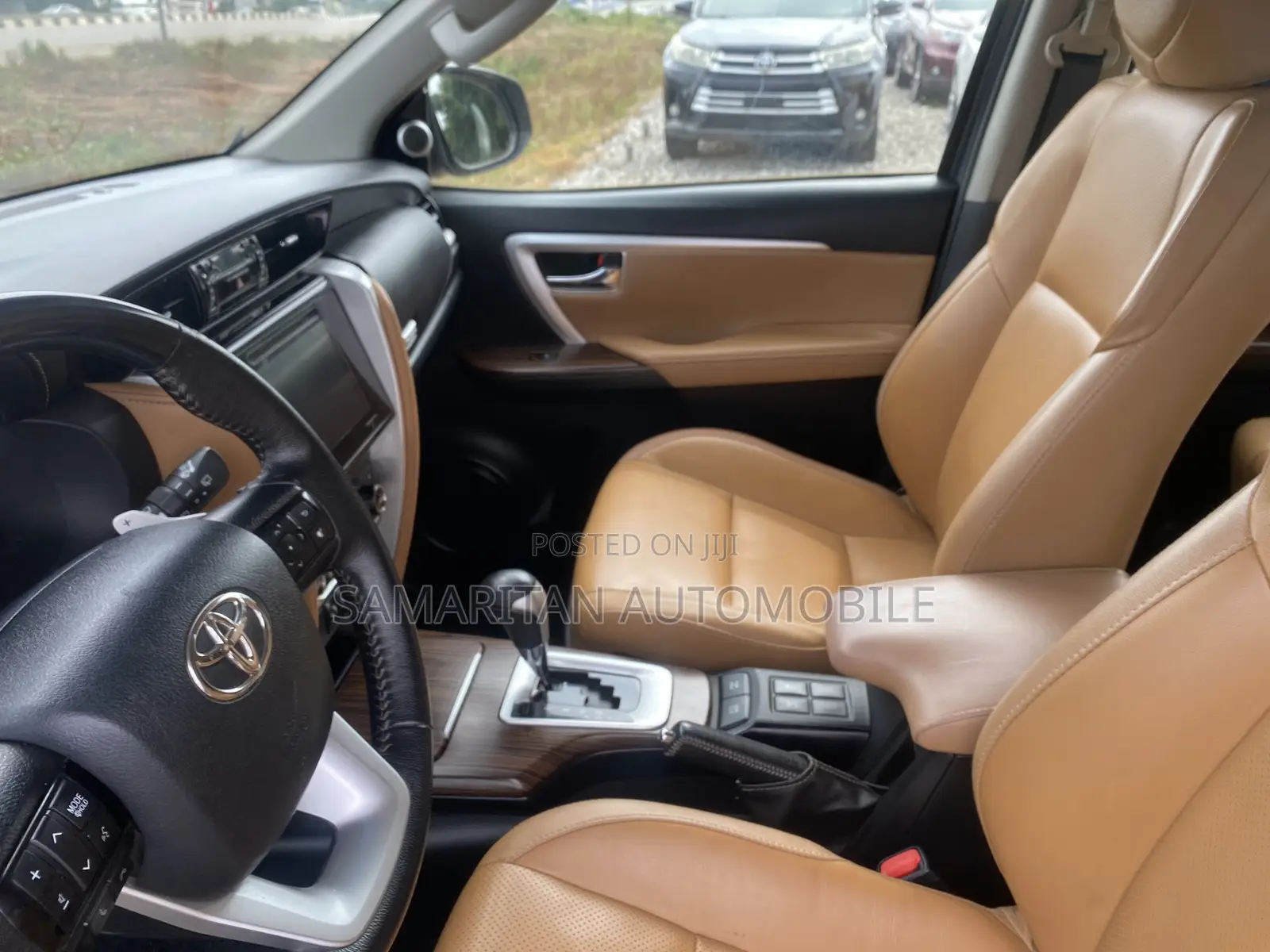 Toyota Fortuner 4.0 RWD 2020 Black