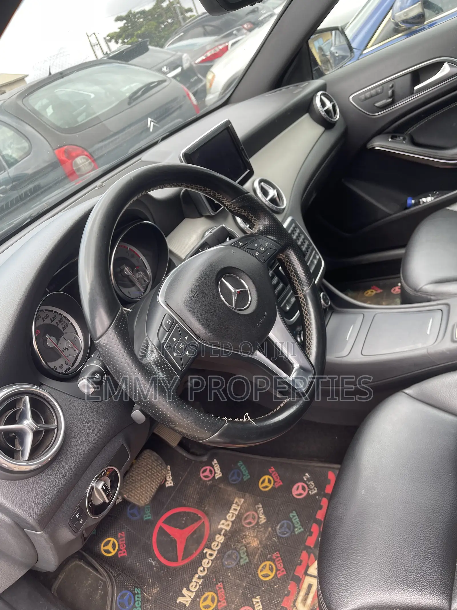 Mercedes-Benz GLA 250 2017 Black