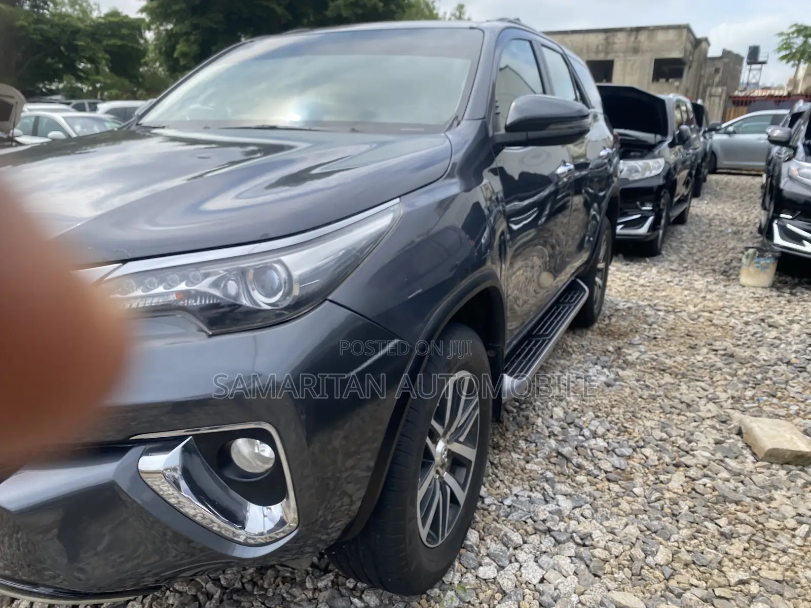 Toyota Fortuner 4.0 RWD 2020 Black