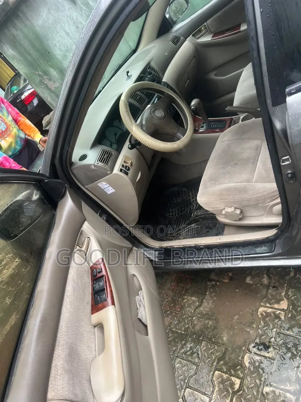 Toyota Corolla 1.6 Luna 2004 Brown