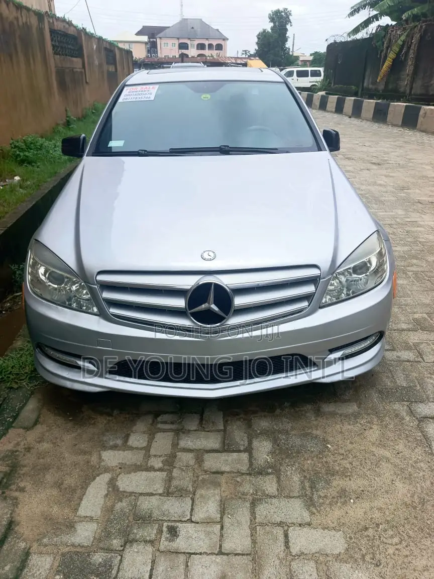 Mercedes-Benz C300 Luxury 4Matic Sedan AWD (3.0L 6cyl 7A) 2010 Silver