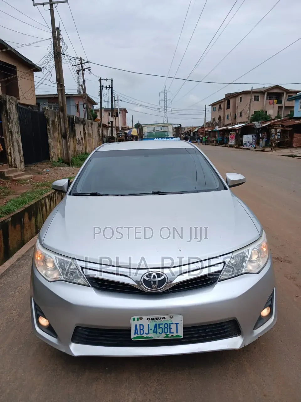 Toyota Camry LE 4dr Sedan (2.5L 4cyl 6A) 2013 Silver