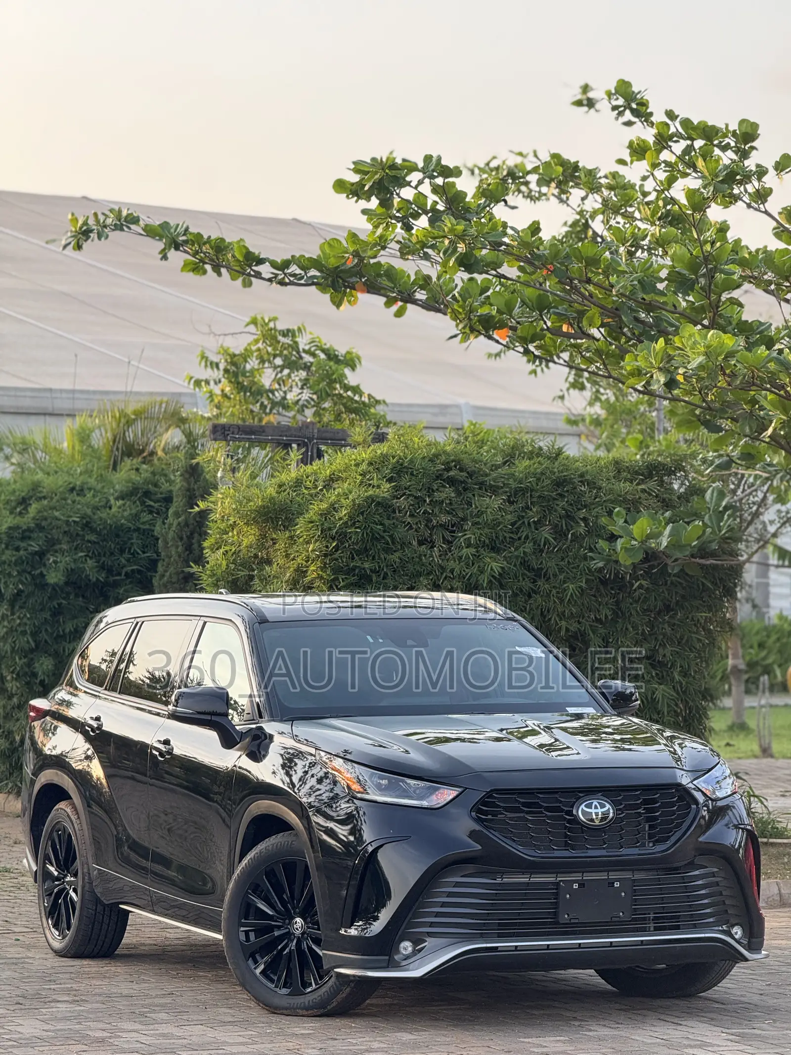 Toyota Highlander XSE AWD 2024 Black