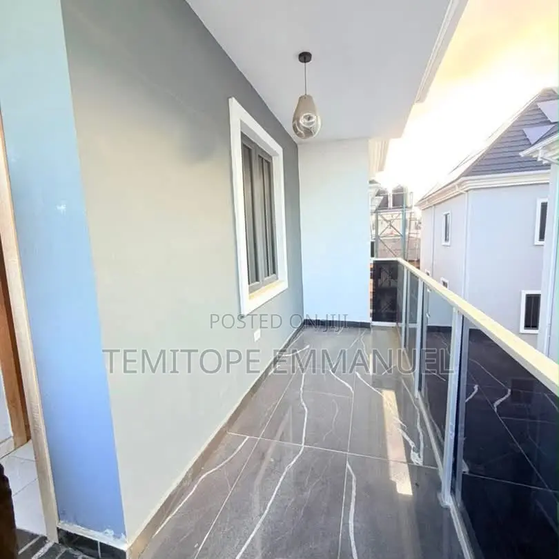 Furnished 5bdrm Duplex in GRA Phase 2 Shangisha for sale