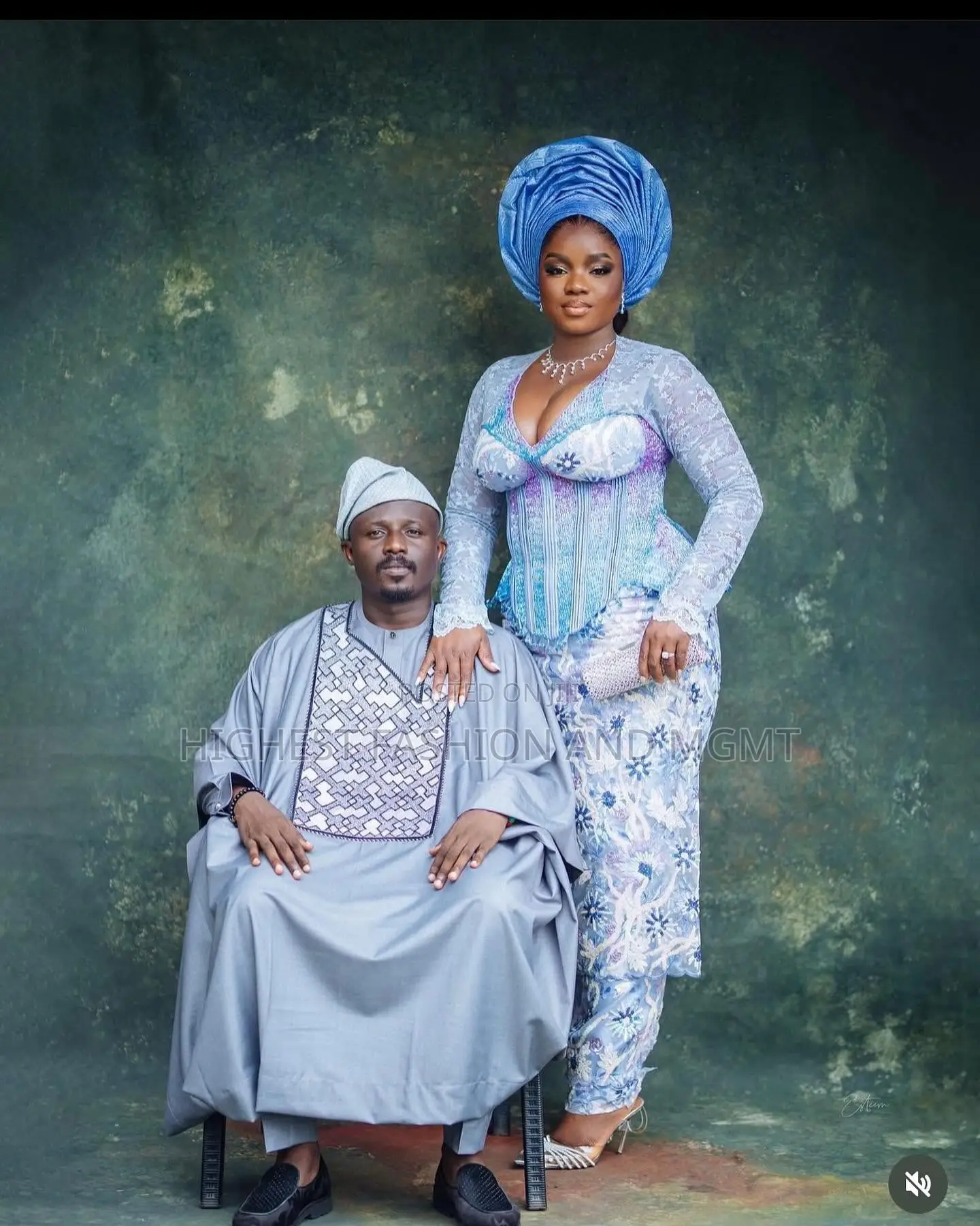 Luxury Silver Azure Traditional Couple Set - Style 821
