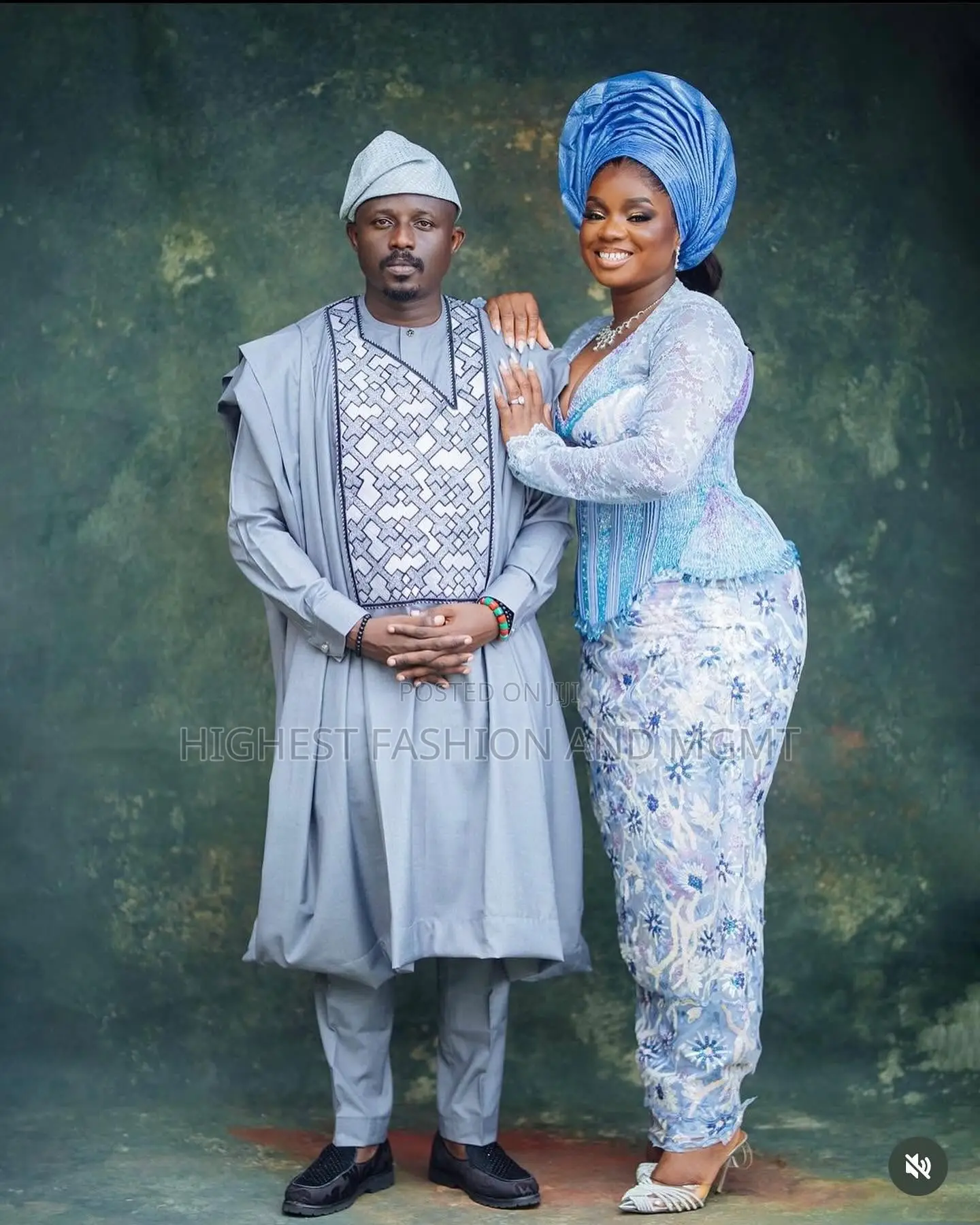 Luxury Silver Azure Traditional Couple Set - Style 821