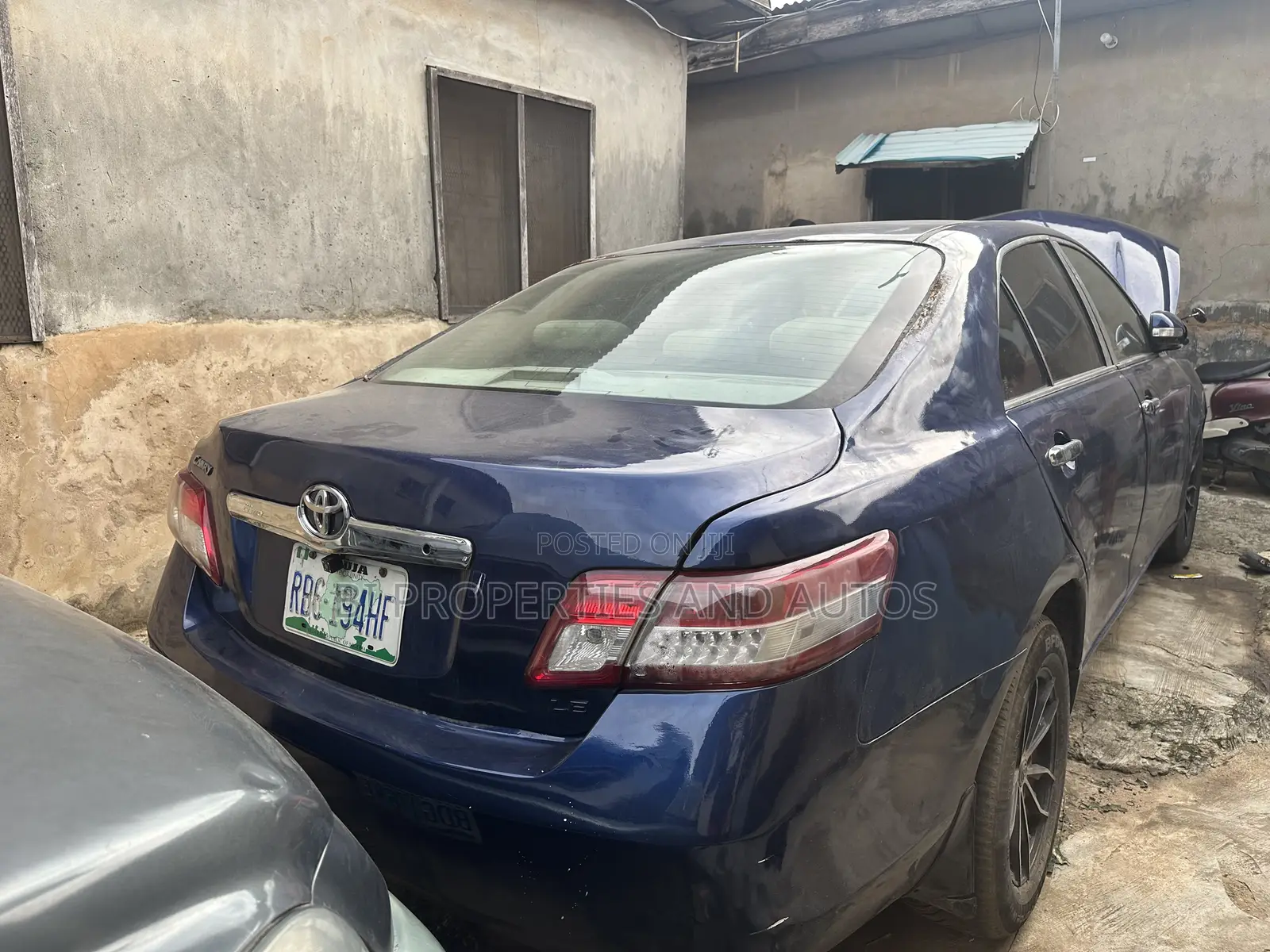 Toyota Camry 2010 Blue