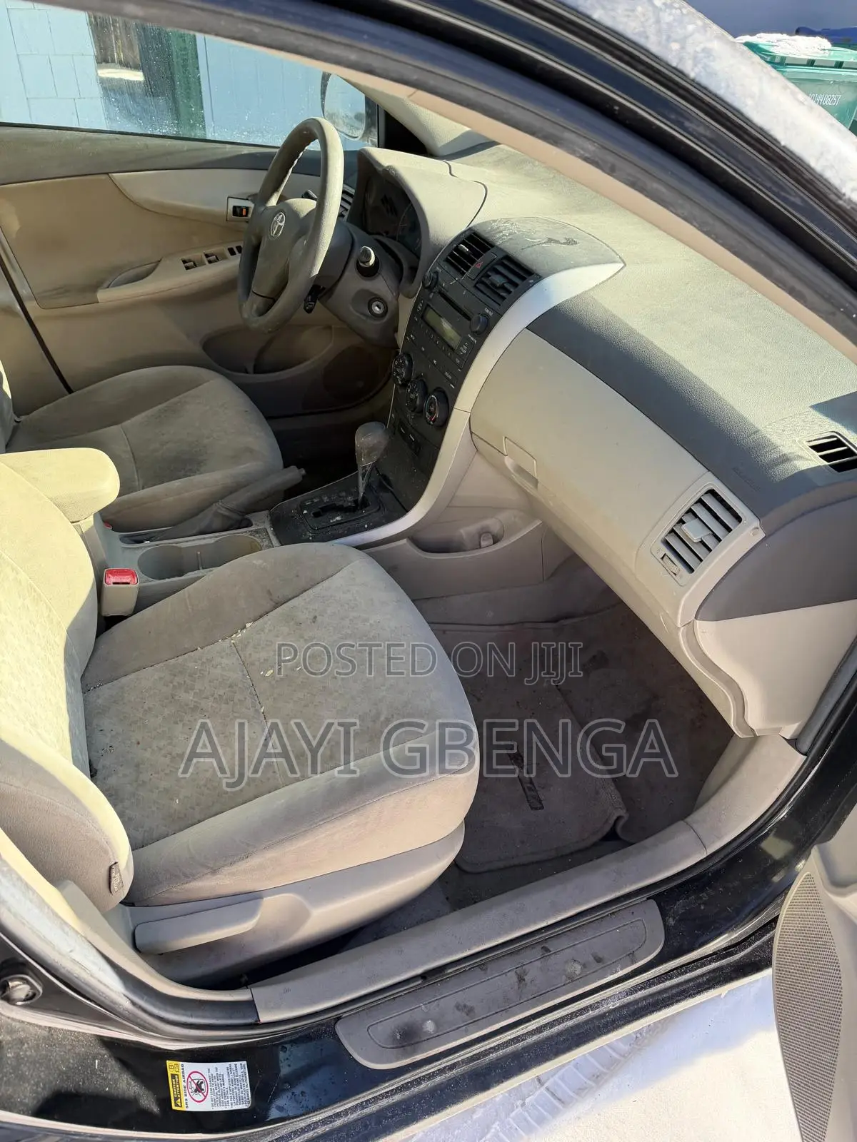 Toyota Corolla LE 4dr Sedan (1.8L 4cyl 4A) 2010 Black