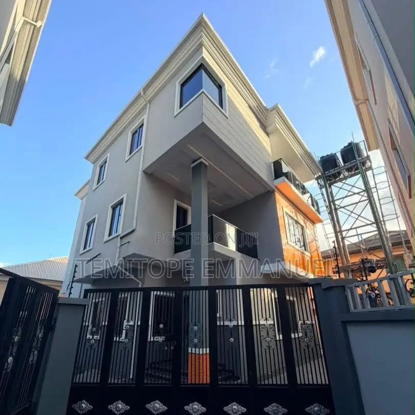 Furnished 5bdrm Duplex in GRA Phase 2 Shangisha for sale