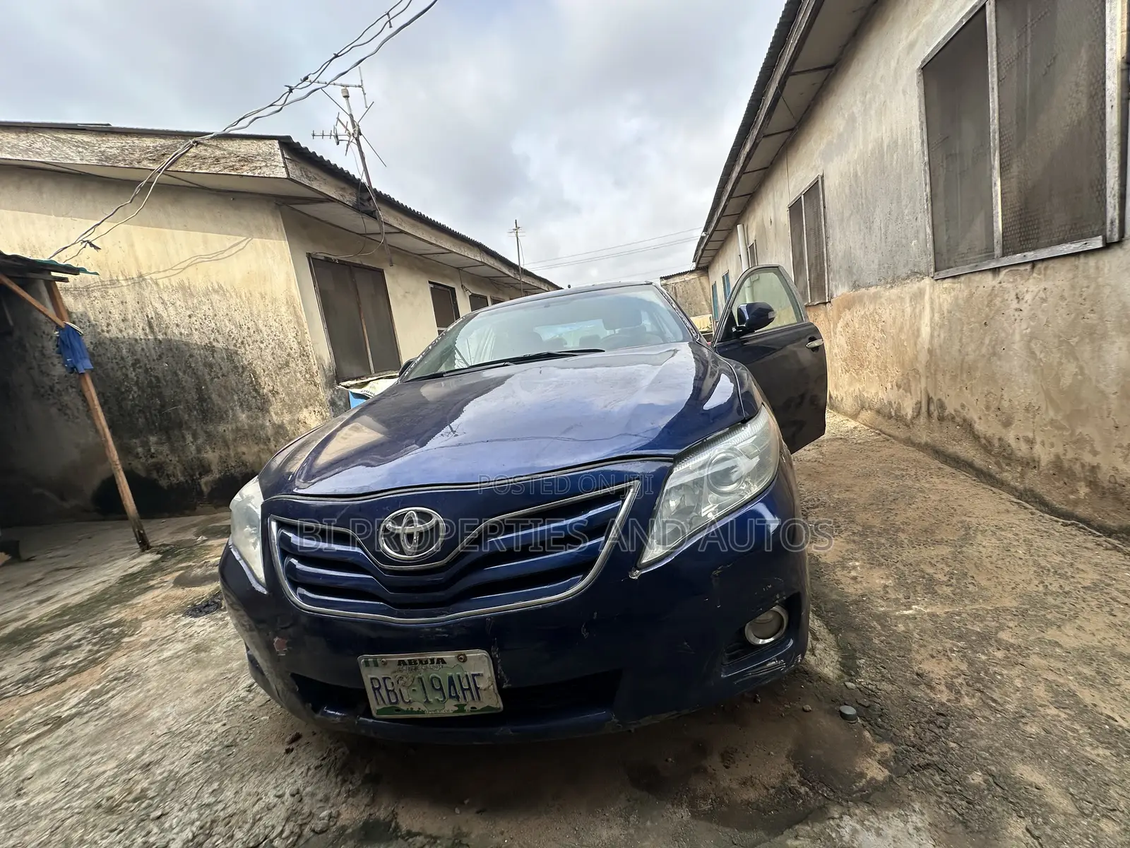 Toyota Camry 2010 Blue