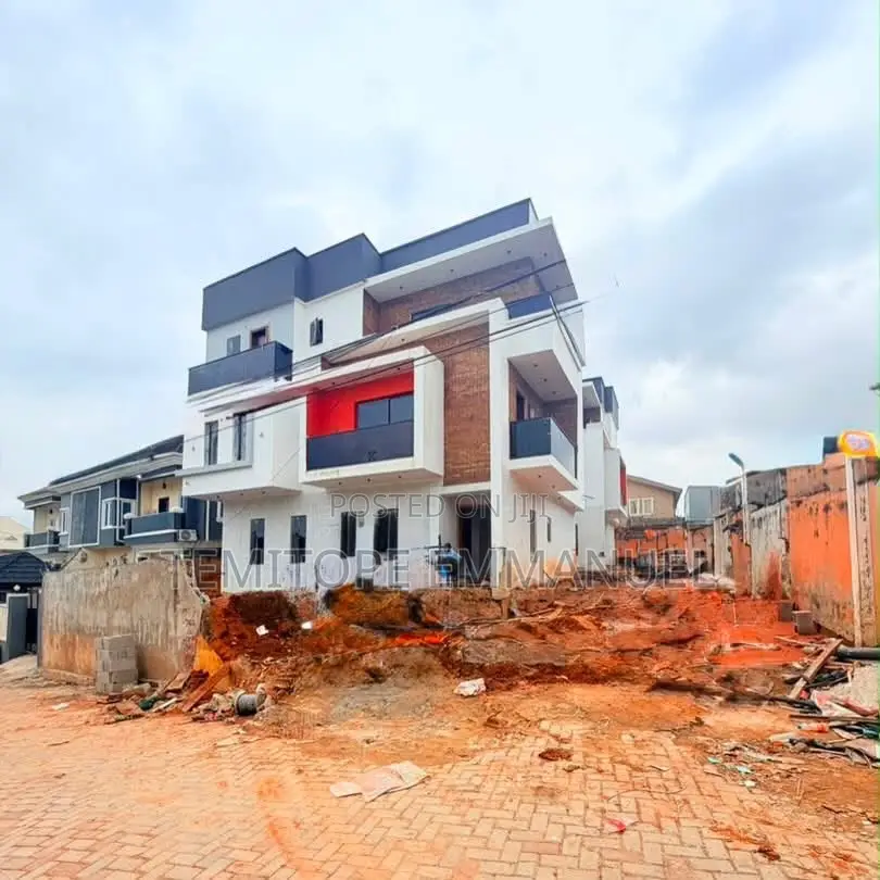 Furnished 5bdrm Duplex in GRA Phase 1 for sale