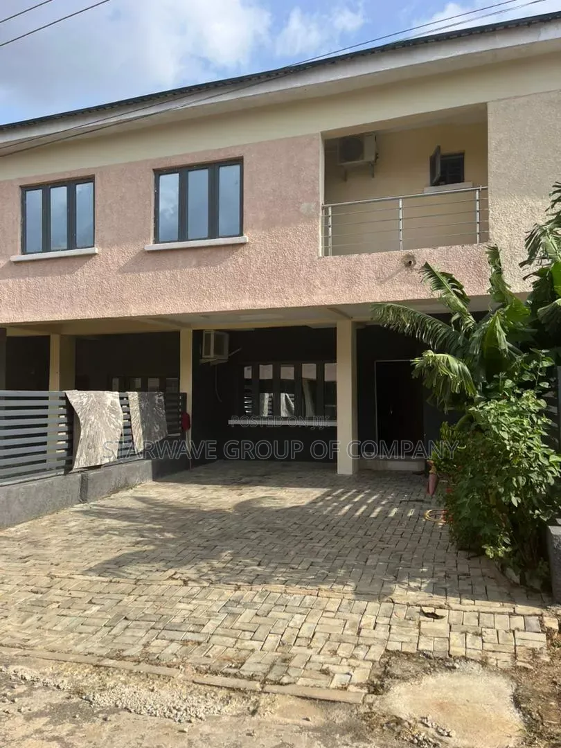 Furnished 3bdrm Townhouse/Terrace in Paradise Estate 2, Life Camp