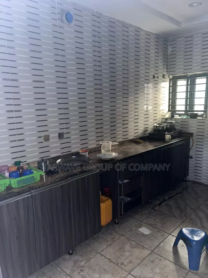 Furnished 3bdrm Townhouse/Terrace in Paradise Estate 2, Life Camp
