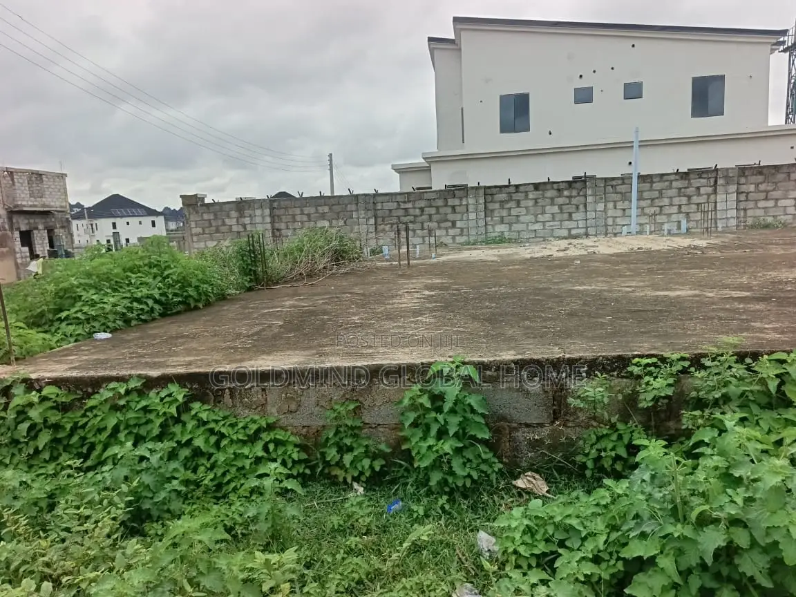 5bdrm Duplex in Lugbe District., FHA for sale