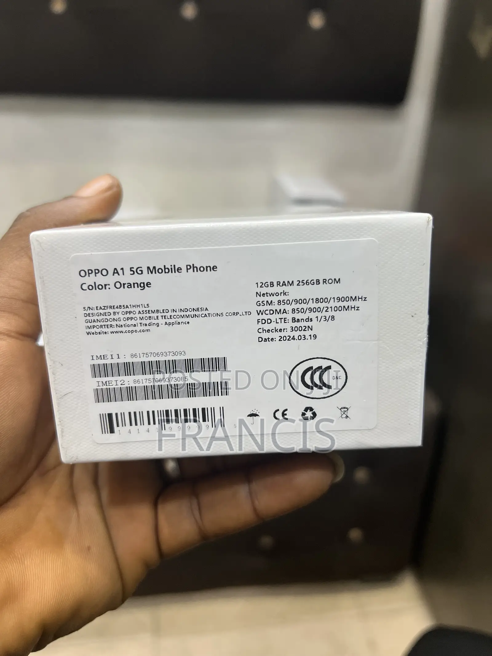 New Oppo A1 Pro 256 GB Orange