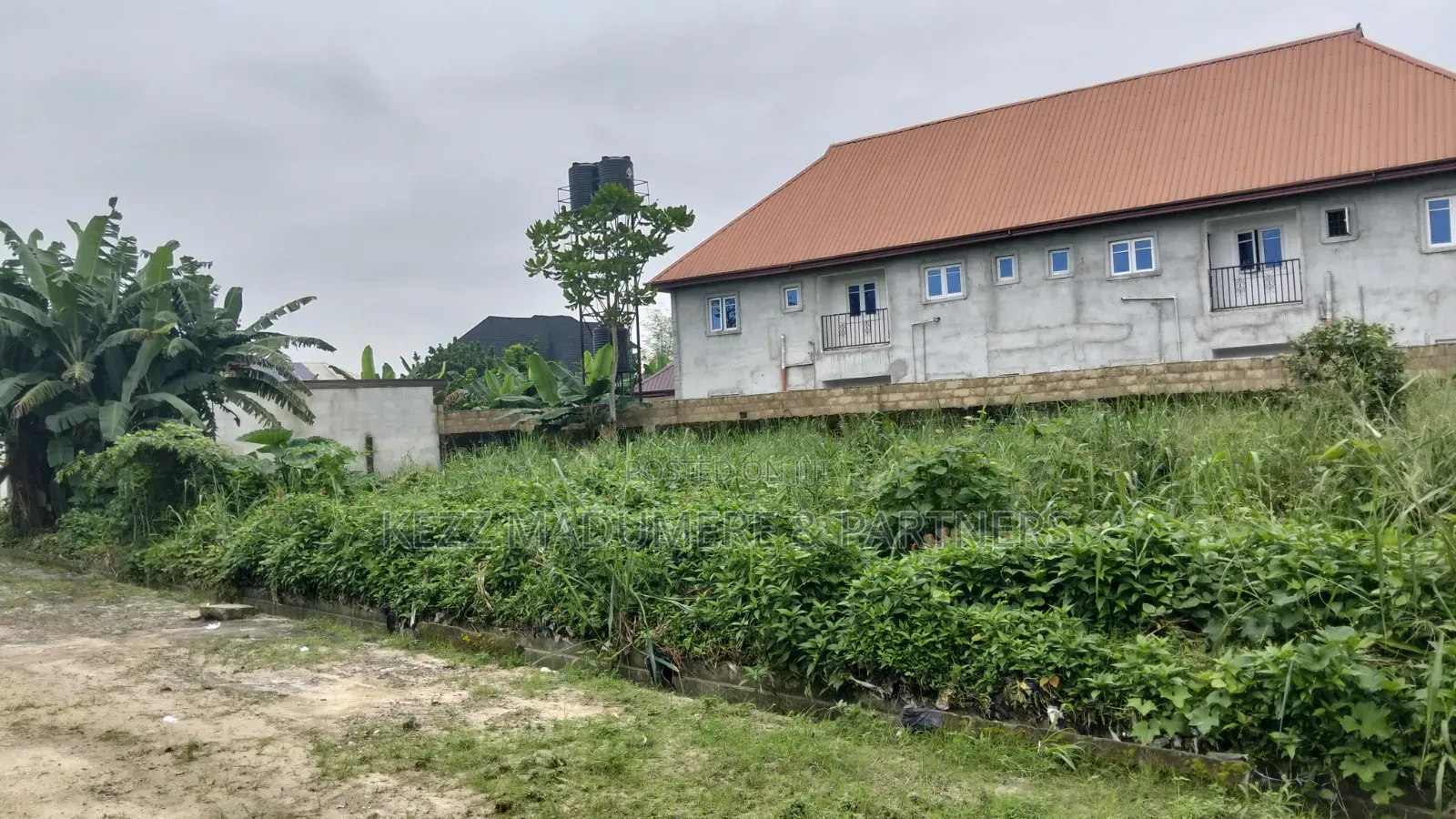 For Sale : 1 1⁄2 Plots at Sars Road Port Harcourt