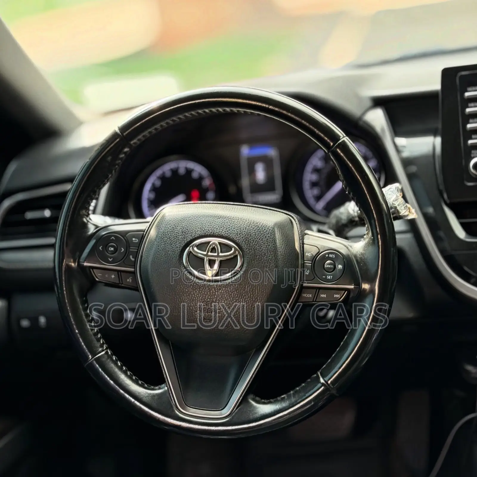 Toyota Camry SE 2021 Blue