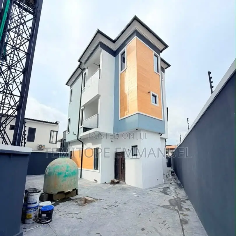 Furnished 4bdrm Duplex in Gbagada for sale