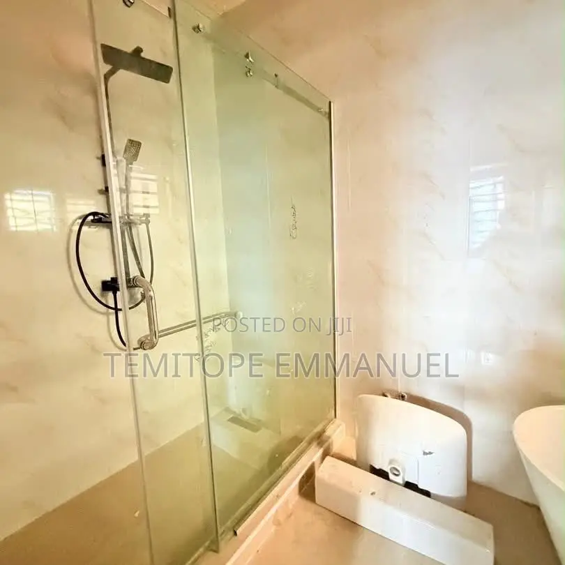 Furnished 4bdrm Duplex in Gbagada for sale