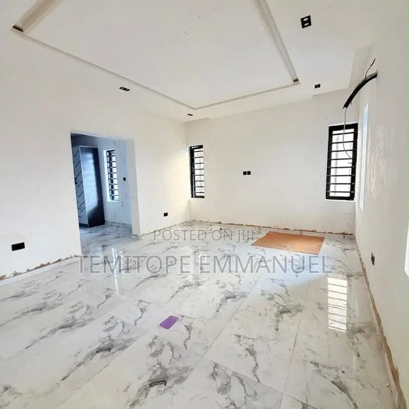 Furnished 4bdrm Duplex in Gbagada for sale