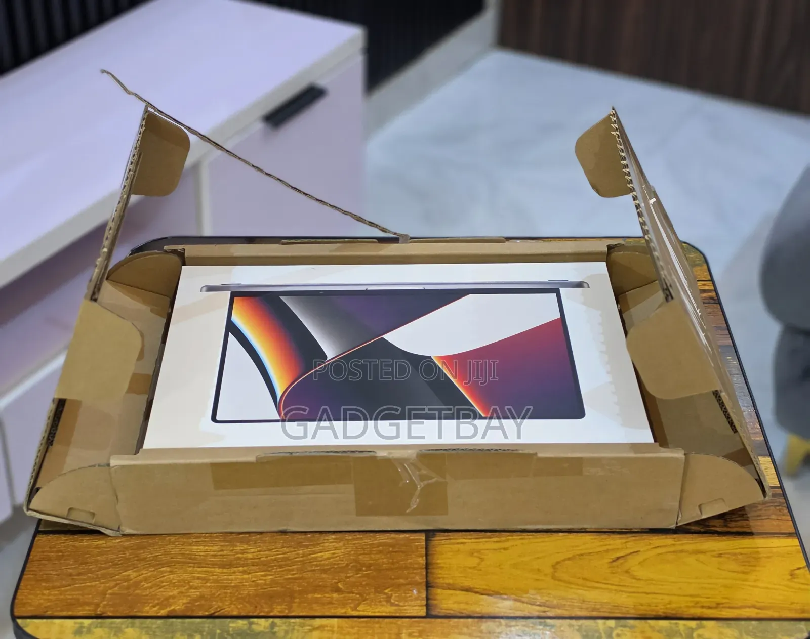 Laptop Apple MacBook Pro 2021 M1 16GB Apple M1 Pro SSD 1T