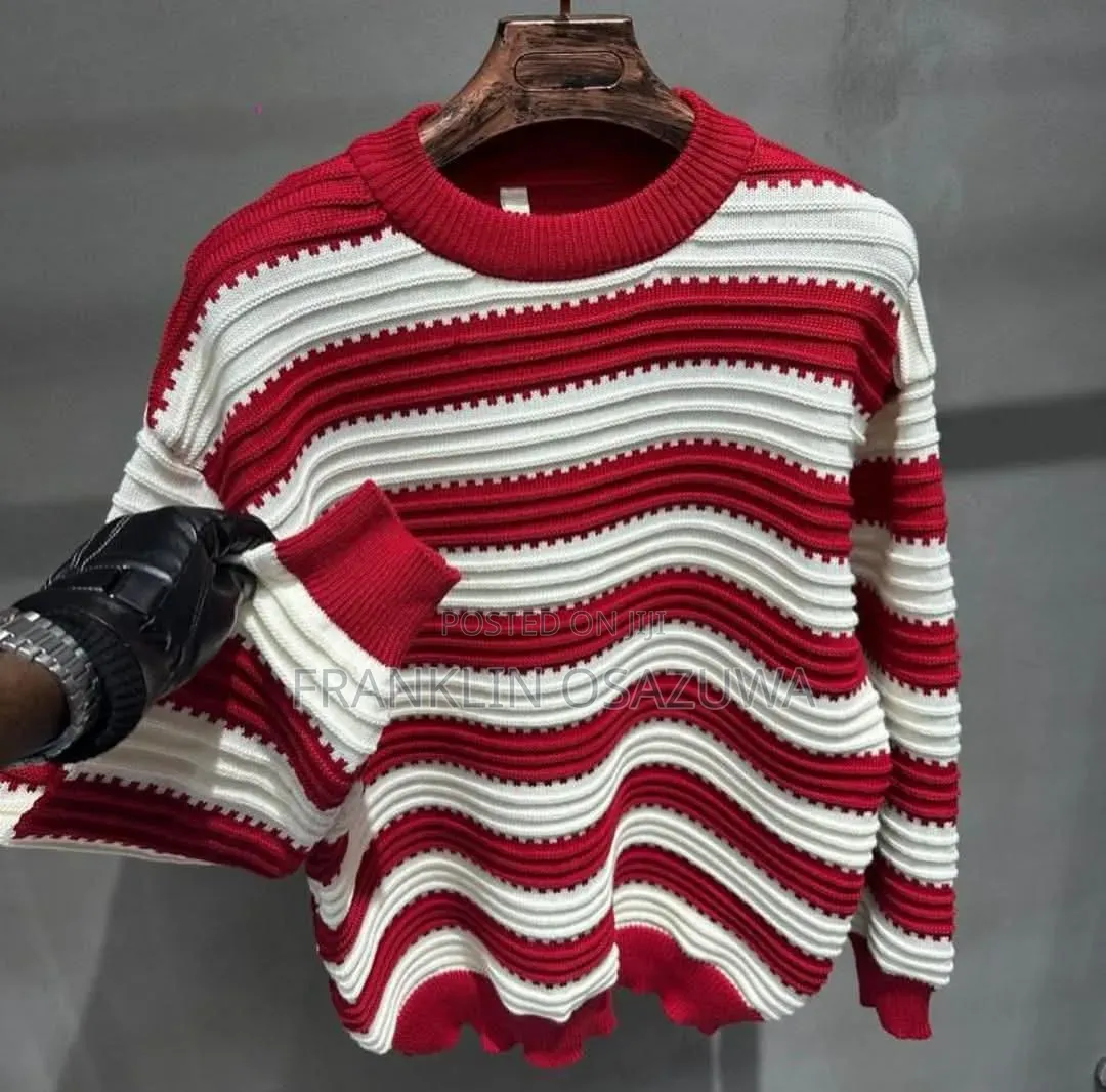 Elegant Men's Crew Neck Pullover Sweater – Premium Knitwear