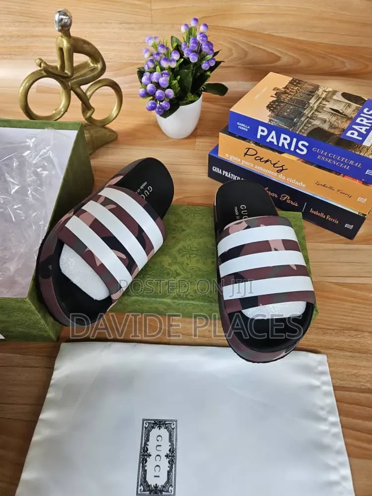Gucci Unisex Padded Strap Slide