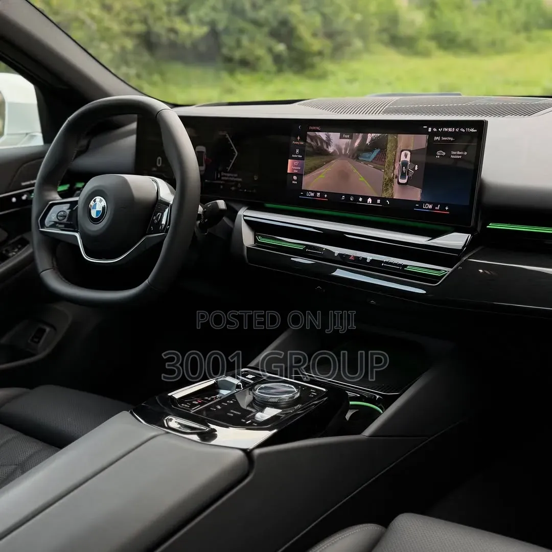 New BMW 530i 2025 White