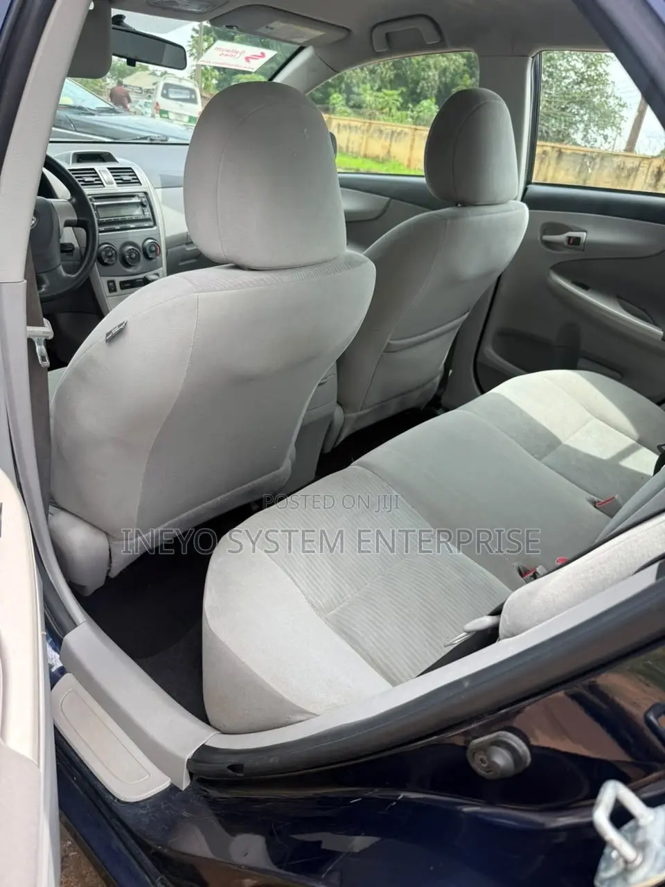 Toyota Corolla L 4dr Sedan (1.8L 4cyl 5M) 2012 Blue