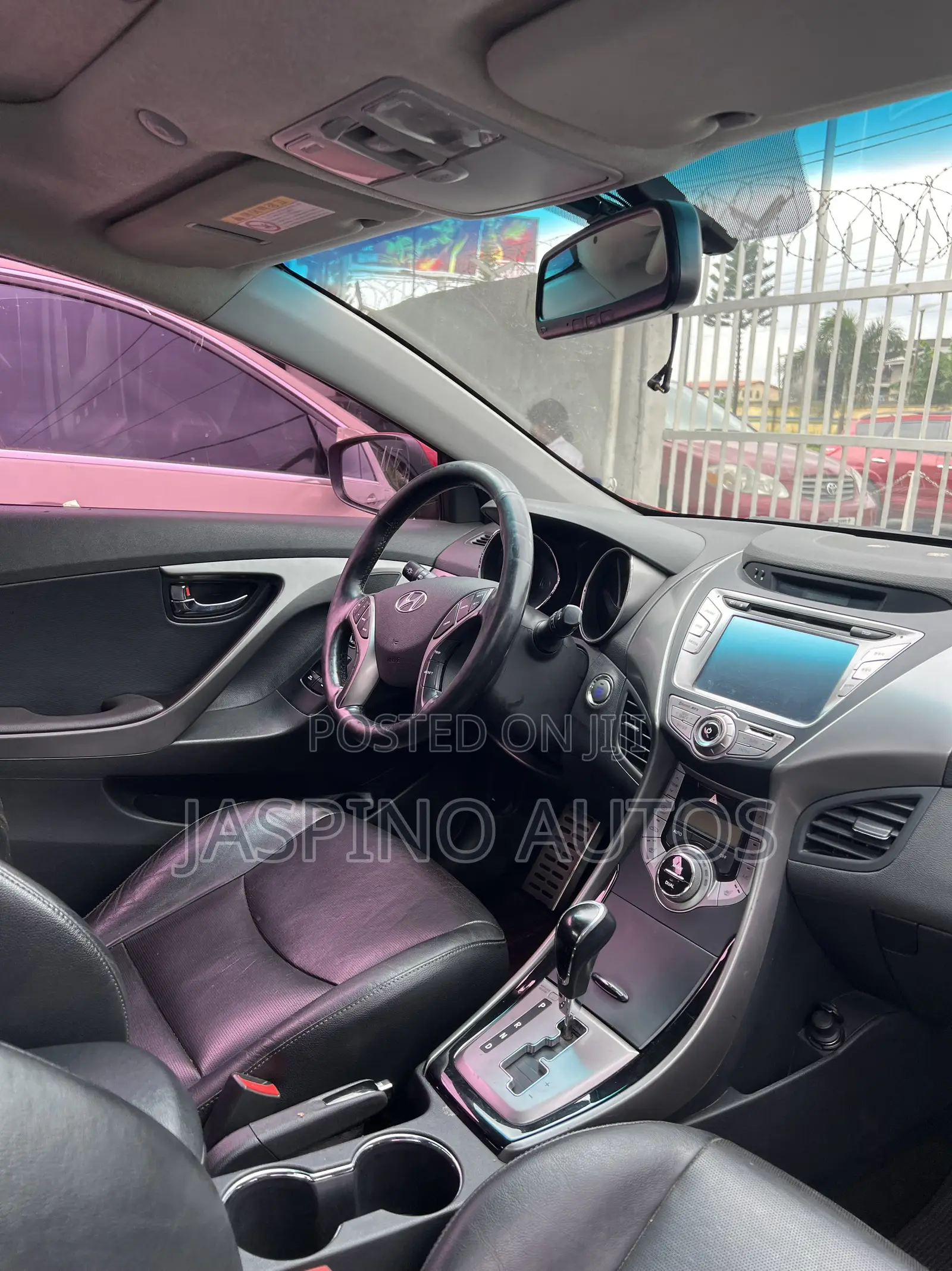 Hyundai Elantra 2013 Red