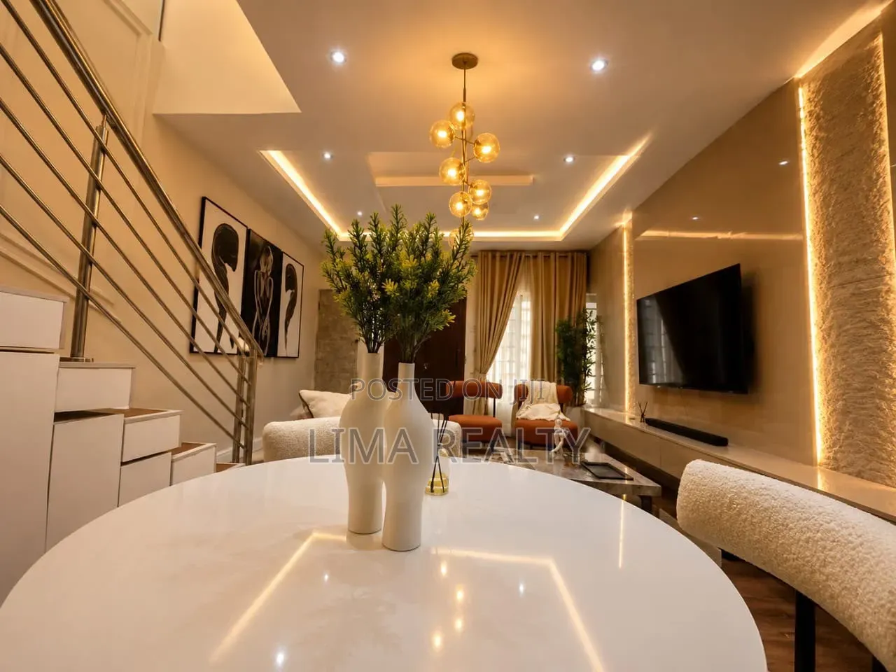 Lux 2 Bed Duplex at Royal Palm Will Estate