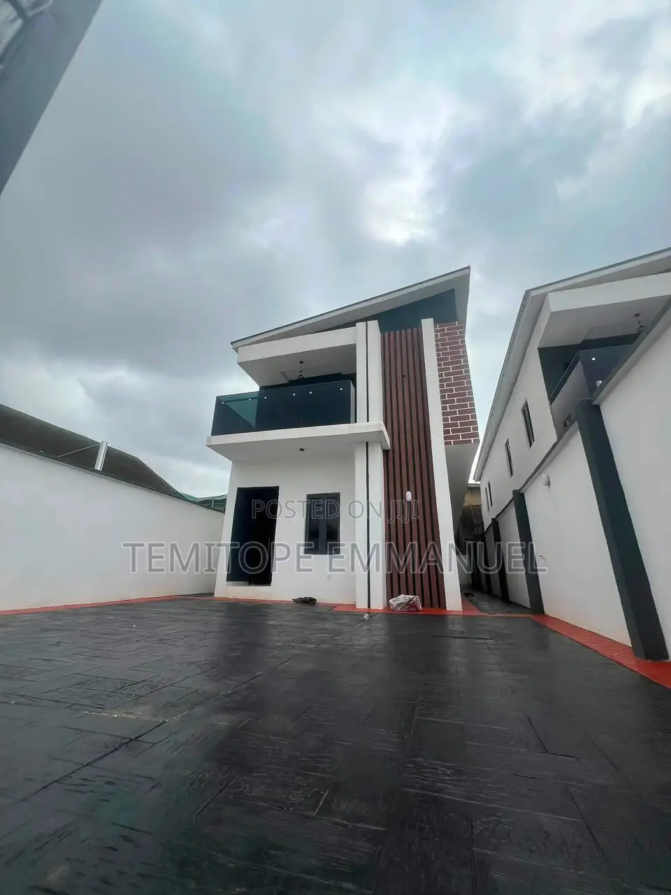 Furnished 4bdrm Duplex in Alimosho for sale